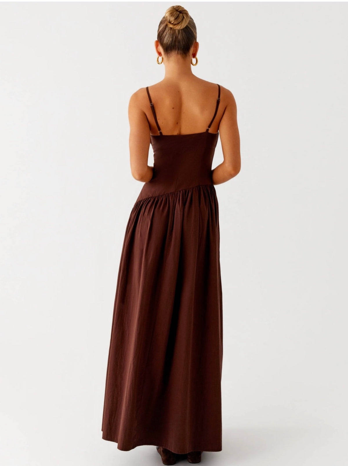 Yuna Drop Waist Maxi In Brown - Peppermayo